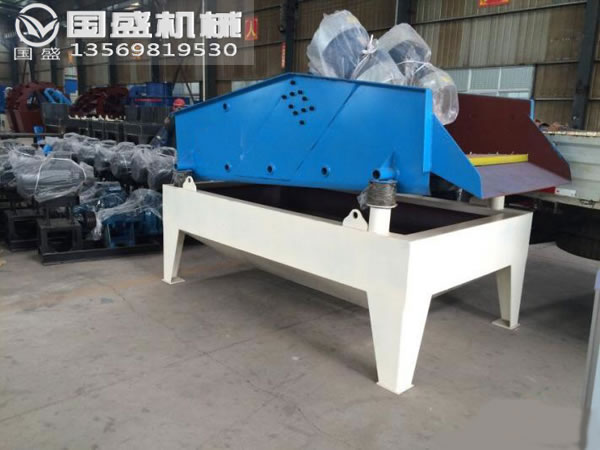振動脫水篩選機(jī)與洗砂機(jī)配套使用 振動脫水篩選機(jī)與洗砂機(jī)配套使用